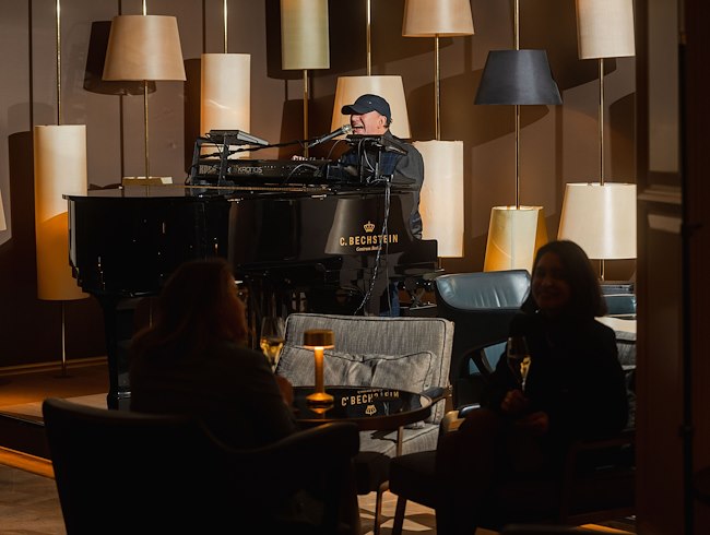Piano at The Curtain Club